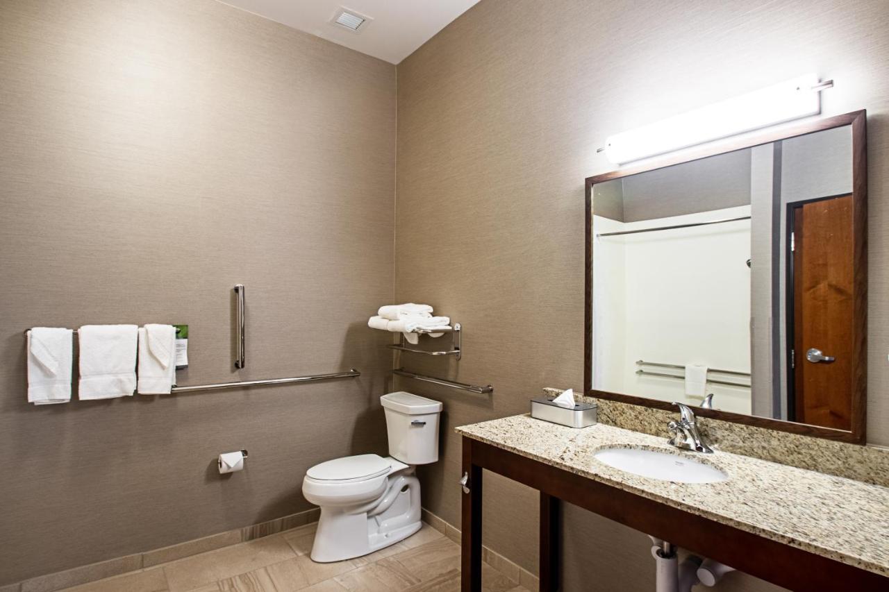 Mainstay Suites Madison - Monona Exteriör bild